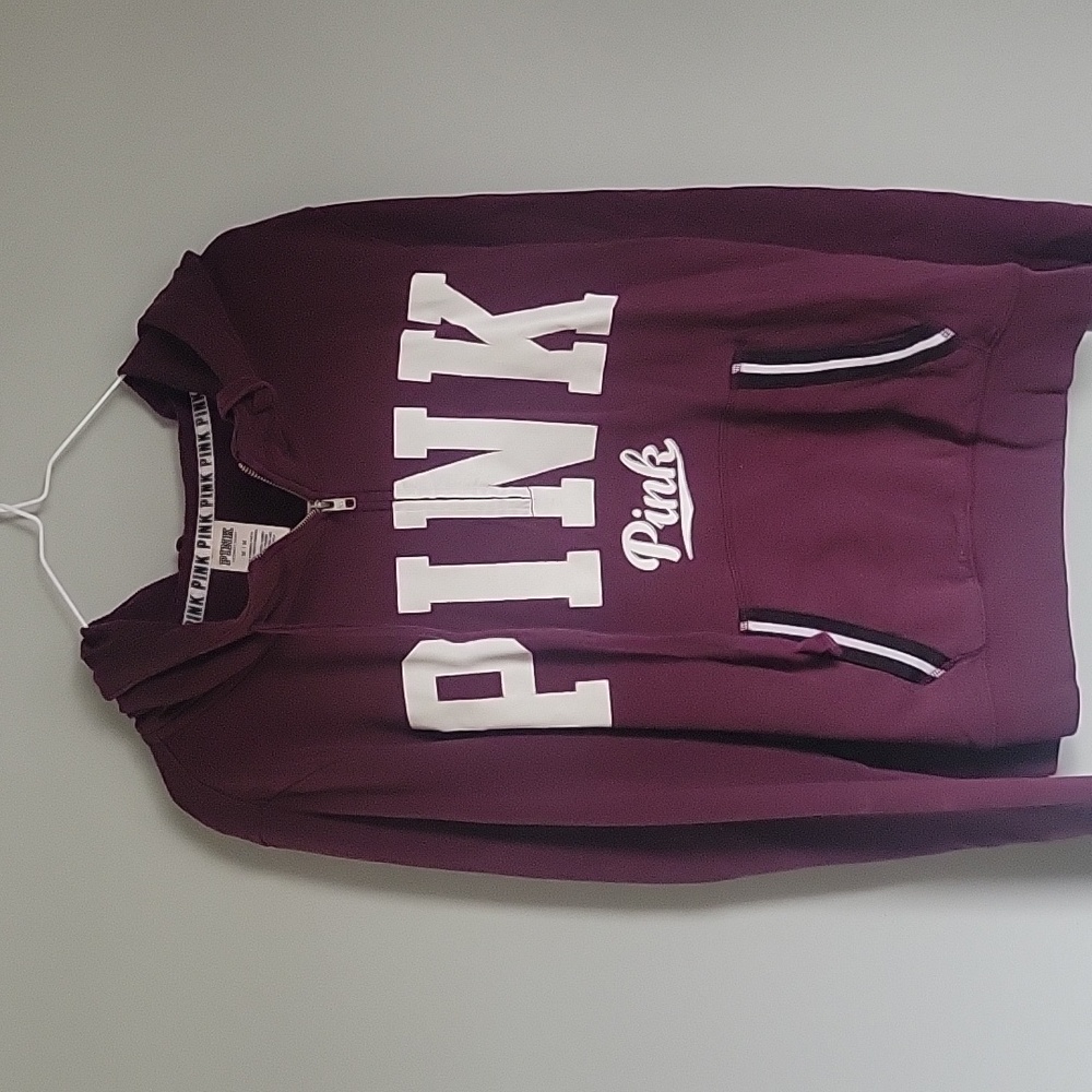 Victoria Secret Maroon PINK Partial ZiP Up Jacket. SIZE Medium